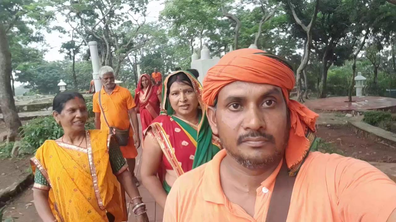 बौद्ध भगवान मंदिर राजगीर