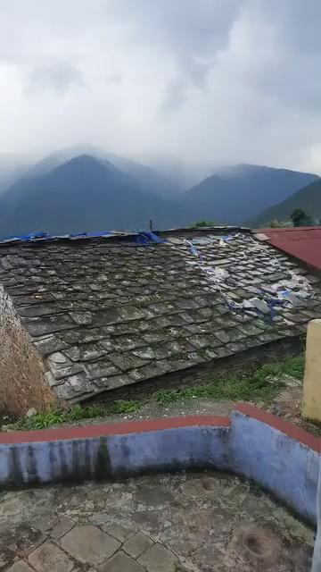 Tamatar Ho Gye Hai
Mehnge!Bina Tamatar Ke Matar Paneer Ki Sabji! Uttarakhand Vlogs