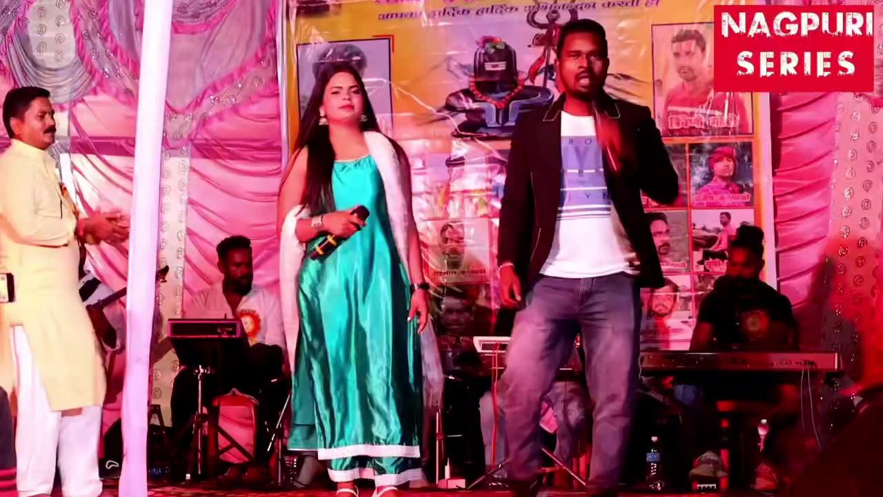 Barkagaon Bajariya Song
Stage Show II Nitesh & Punam