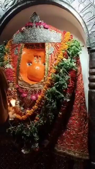 राम राम l सुप्रभातम् l आज शनिवार, ३ अगस्त २०२४ को अलीगंज श्री हनुमान जी महाराज मन्दिर में श्री हनुमान जी महाराज के प्रातः कालीन आरती दर्शन