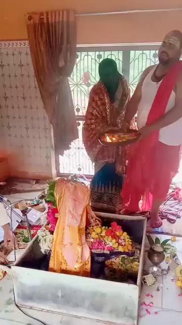 जय श्री रामेश्वर महादेव मंदिर दलपतपुर फूलपुर प्रयागराज आपका स्वागत करता है
आज रुद्राभिषेक का कार्यक्रम रामेश्वर महादेव मंदिर जजमान सर्वेश मिश्रा दलपतपुर