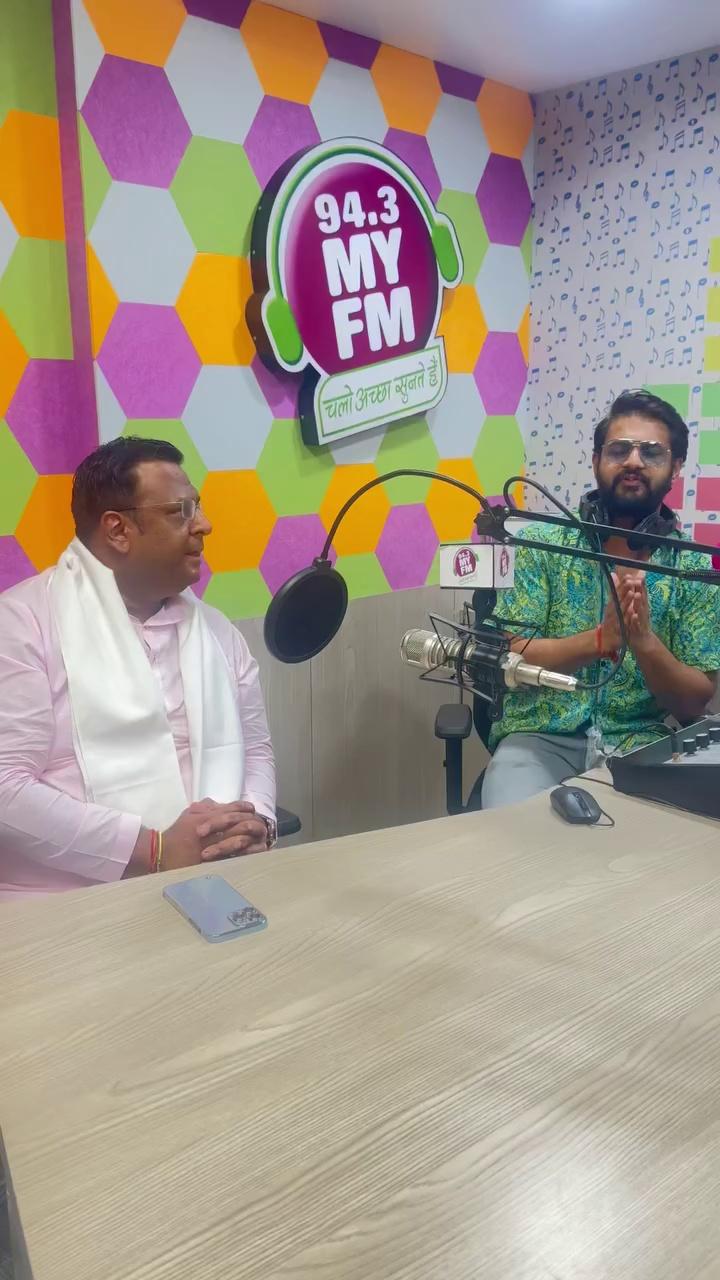 दैनिक भास्कर समूह के रेडियो चैनल 94.3 MY FM में RJ काव्य ने “माए स्वच्छ उदयपुर” विषय पर मेरा Interview लिया
Jai Mewar