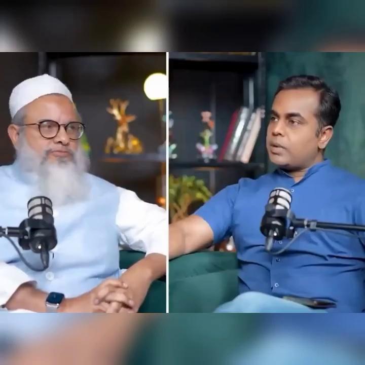 एक दो परसेंट की भी गुंजाइश नहीं?
"मैं ओवैसी साहब से 100% डिसएग्री करता हूं, वो अलग बात है कि मैं "हुनूद" की बातों से हां में हां मिलाते हुए 100% एग्री करता हूं…
क्योंकि यही हमारी "मुत्ताहिदा कौमियत" है और इसपर फलाने का "इज्मा" भी है…"