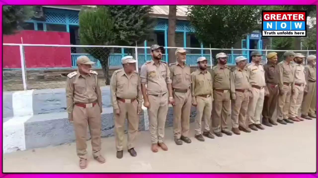 Police, Civil Administration Along With Students Held Tiranga Rally In Boniyar, Baramulla.