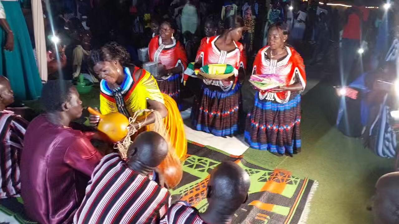 Short clip of the video during ALOKTHOK ceremony for Mr. ABRAHAM MALUETH ALIER from Makuach Payam, Ater (Kuol-madim) and MS. HELLEN AGOK DENG from Baidit Payam, Pathuyith, (Ajing).