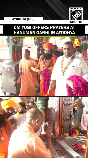 UP: CM Yogi Adityanath offers prayers at Hanuman Garhi Temple in Ayodhya