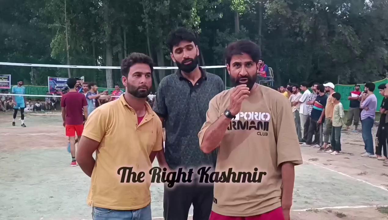 Inaugural match
Of Smash Legends Volley Ball Tournament At RatniPora Pulwama
#volleyballplayer #volleyballteam #volleyball #tournament #cricket #sports #trendingcricketreels #cricketlover
The Right Kashmir