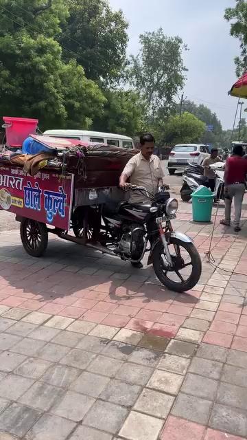 Most Spicy Chole Kulche In Agra