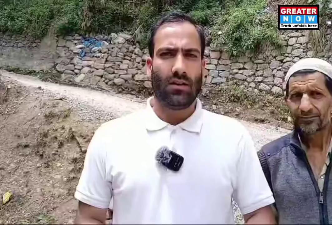 Locals of Heward Shahabad Verinag expressed heartfelt thanks to R&B Sub-Division Quazigund and DDC Member Block Shabad Bala Peer Shahbaaz. Locals said that after a long time, the work of macdamize over their dilapidated road has started....