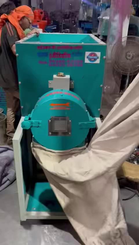 10hp double chamber Stoneless atta chakki machine WhatsApp me +91 91111 56620