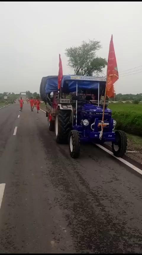 बीसलपुर से मेरे गांव तक कावड यात्रा भगवान शिव के आशीवार्द से सकुशल पहुंच चुकी हे भगवान भोलेनाथ अपने भक्तो पर ईसी तरह करपा बनाएं रखें
हर हर महादेव