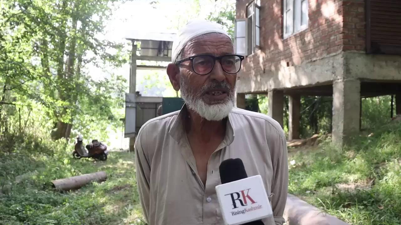 Lelhar Kakapora Farmers in Distress Due to Lack of Irrigation Water in Paddy Fields; Executive Engineer MID Anantnag Assures Water Will Be Available in a Few Days
