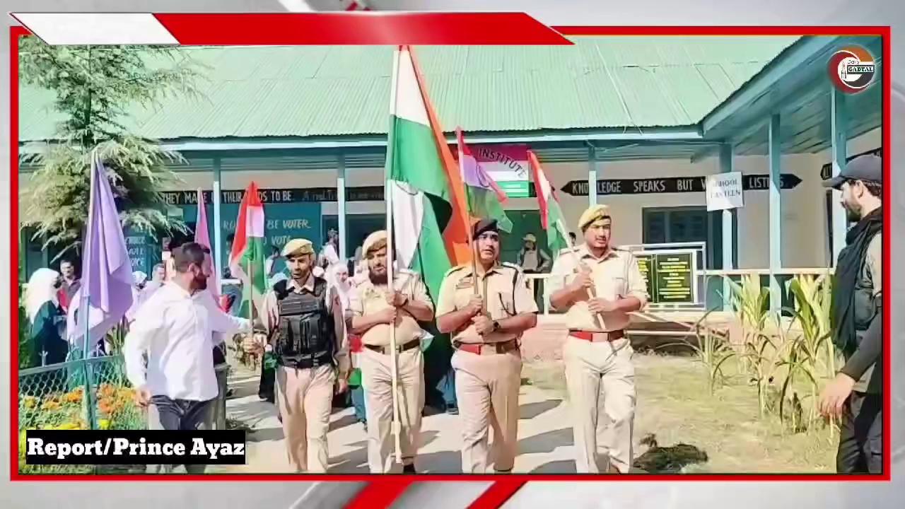 Bandipora police with Higher secondary school Hajin organises Tiranga Rally at Hajin
Media Centre, PHQ, J&K Police.