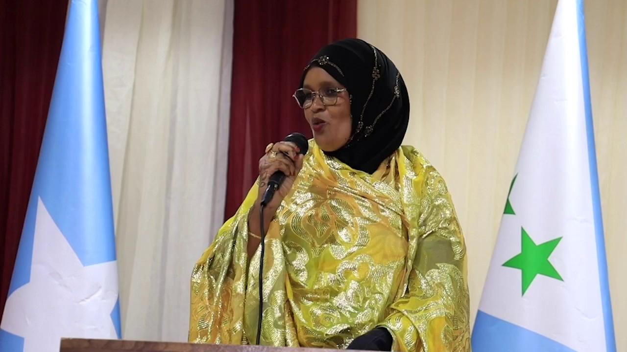 Sahra Cali Yuusuf “Mahad Salaad Musharax ma dhahayno ee Madaxweyne ayaan ugu yeeraynaa”