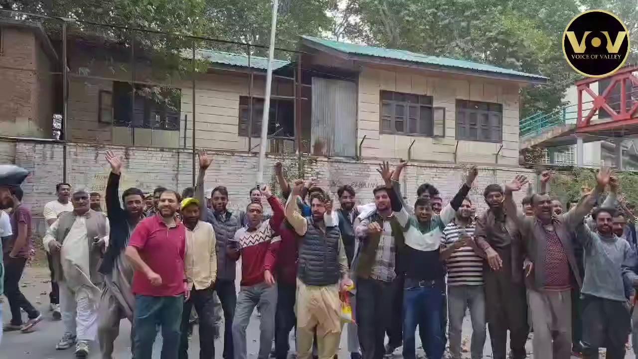 National Conference leading in District Ganderbal, supporters celebrating outside the counting center chanting "Zyeon ho Zyeon ho"