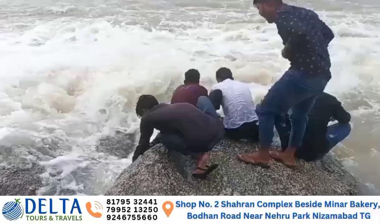 Tragic Incident: Boy swept away After Falling in Sriram Sagar Dam Water During Playing with Friends #nizamabad #Telangana Nizamabad Cityscape