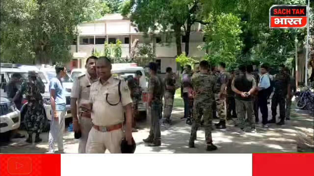 BHAGALPUR : सबौर थाना प्रभारी ने डायल 112 के ड्राइवर को पीटा ,डायल 112 पुलिस टीम ने किया प्रदर्शन