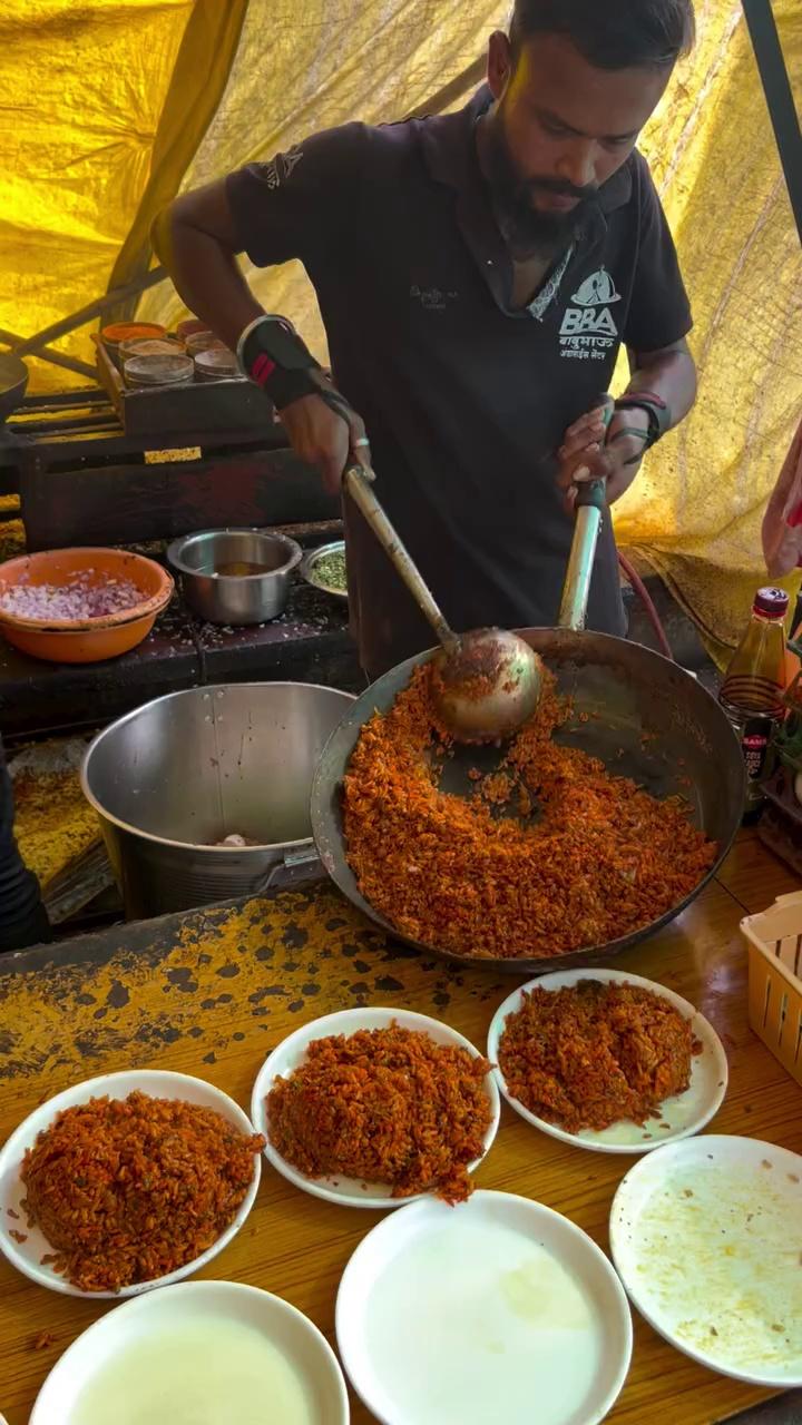 Babu bhau famous anda rice in Nagpur