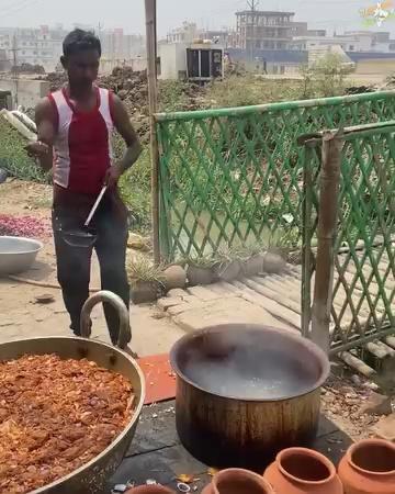 Art of making Massive Handi Mutton in Patna