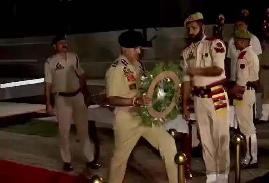 #WATCH | Jammu, J&K: Last respects paid to J&K Police Head Constable Bashir Ahmed who lost his life during an encounter in the Mandli area in Kathua