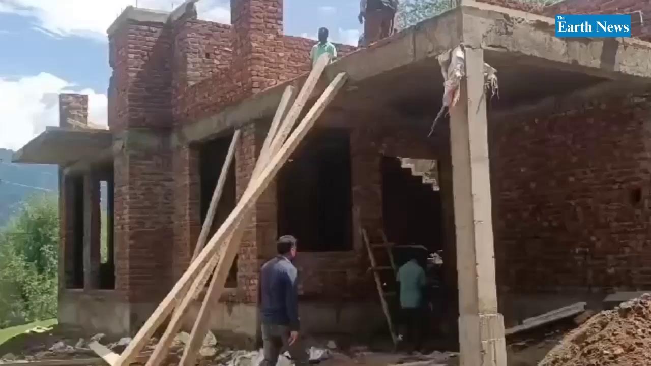 Pahalgam Development Authority Demolished Many illegal Structures at Lidrroo