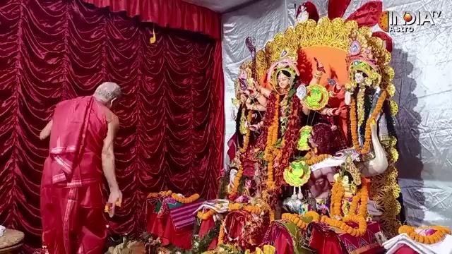 Shardiya Navratri पर करें Ayodhya की बड़ी देवकाली माता के दर्शन, जानें मंदिर से जुड़ी रोचक बातें