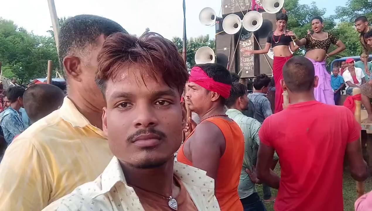 Chikani a adapur raksol mala injoy savan mahina