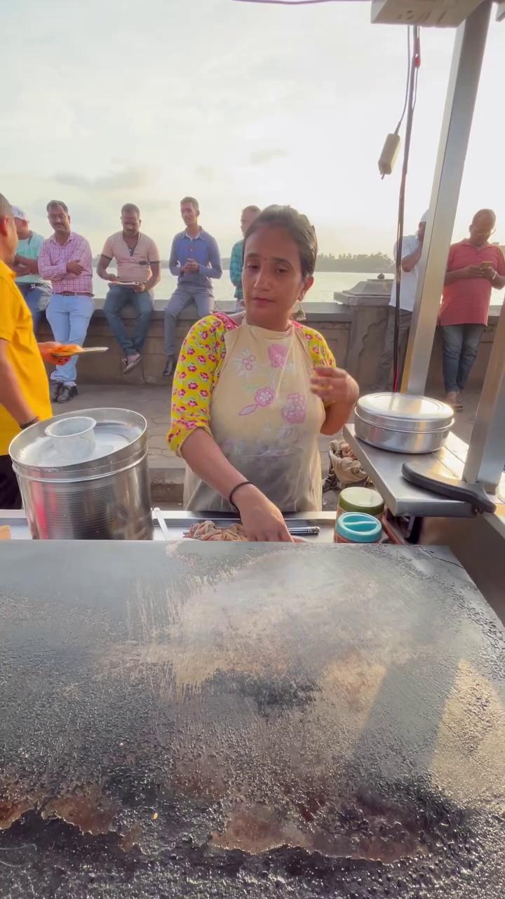 Kavita Didi Fastest Special Dosa | Kolhapur Street Food