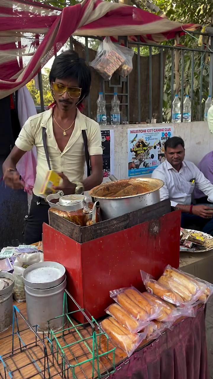 Celebrity Dolly Chaiwala of Nagpur | Indian Street Food