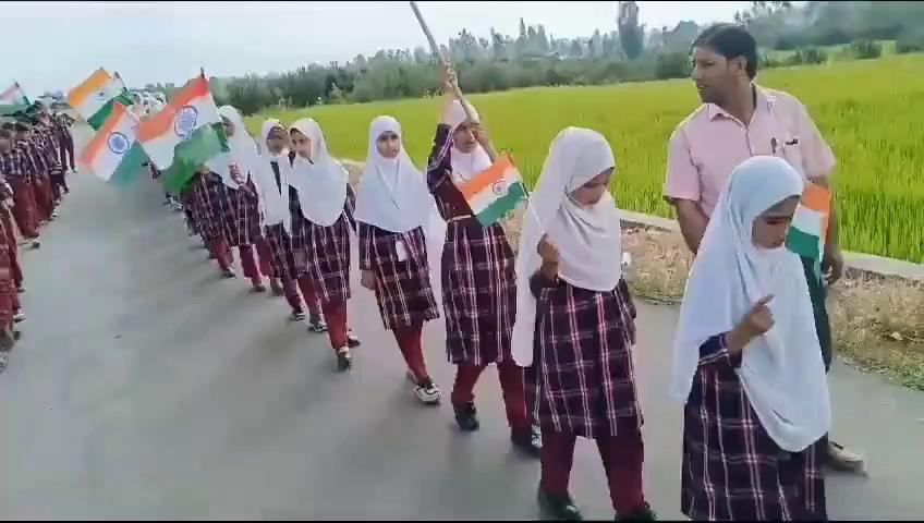 Tiranga rally carried out by UPS Utingroo Qaziabad !!