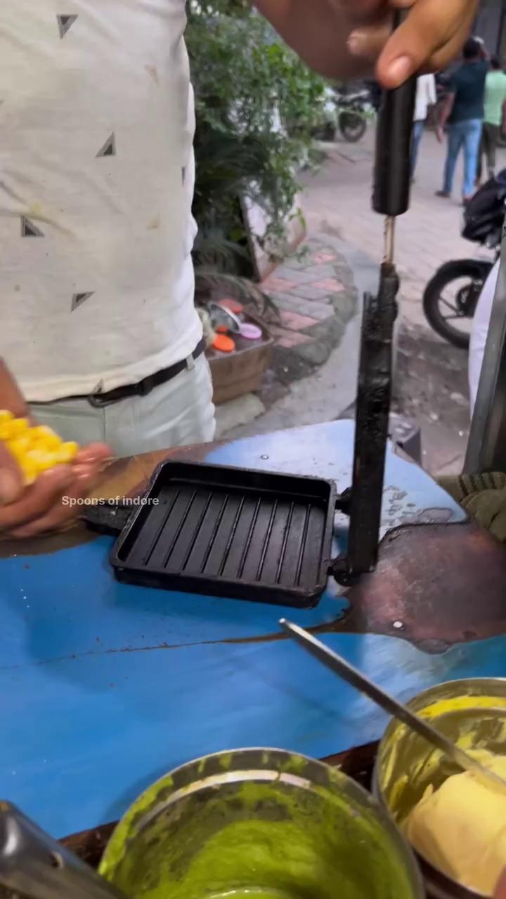 Paneer Butter Silver Work Sandwich Making In Indore