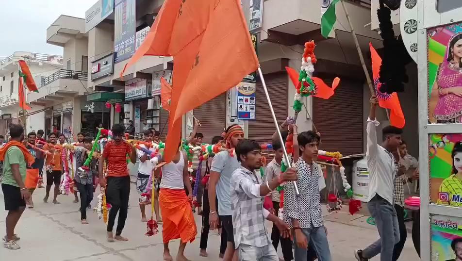 कावङ यात्रा के साथ तिरंगा रैली बीदासर