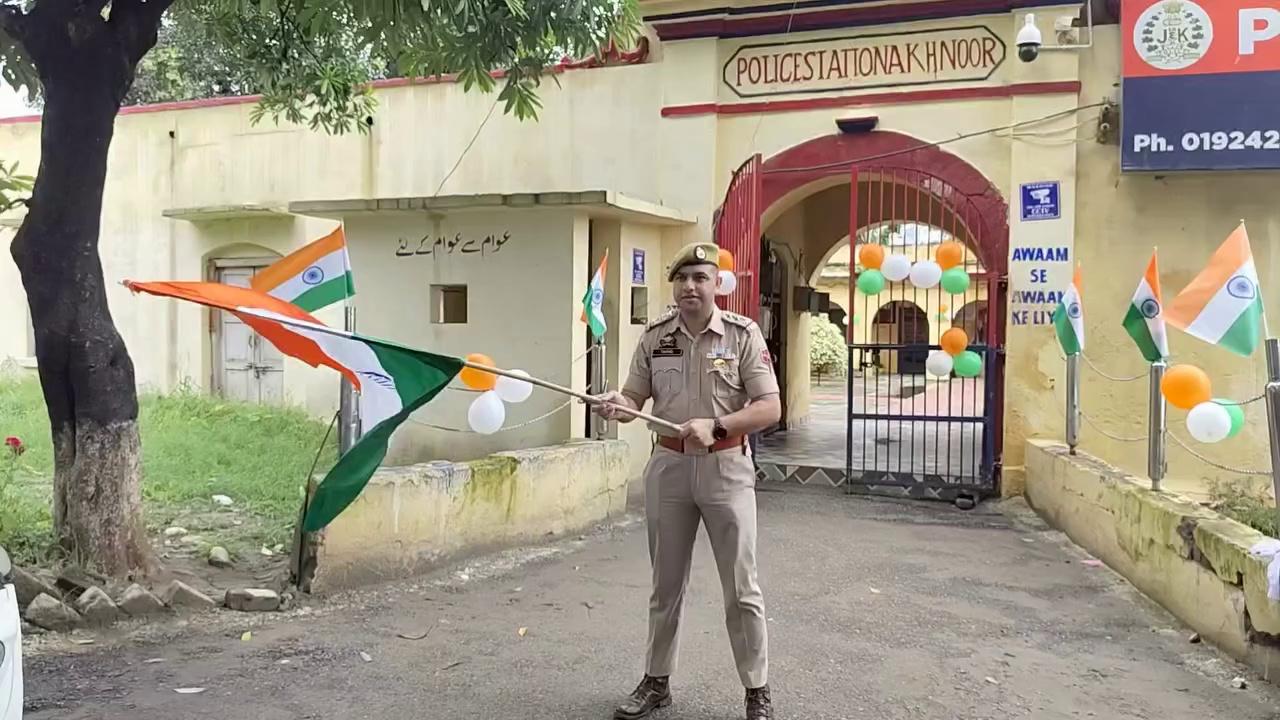 Jai hind , अखनूर में प्रशासन द्वारा स्वतंत्रता दिवस पर भव्य तिरंगा रैली