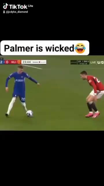 Plamer no get respect.. dalot senior am oo