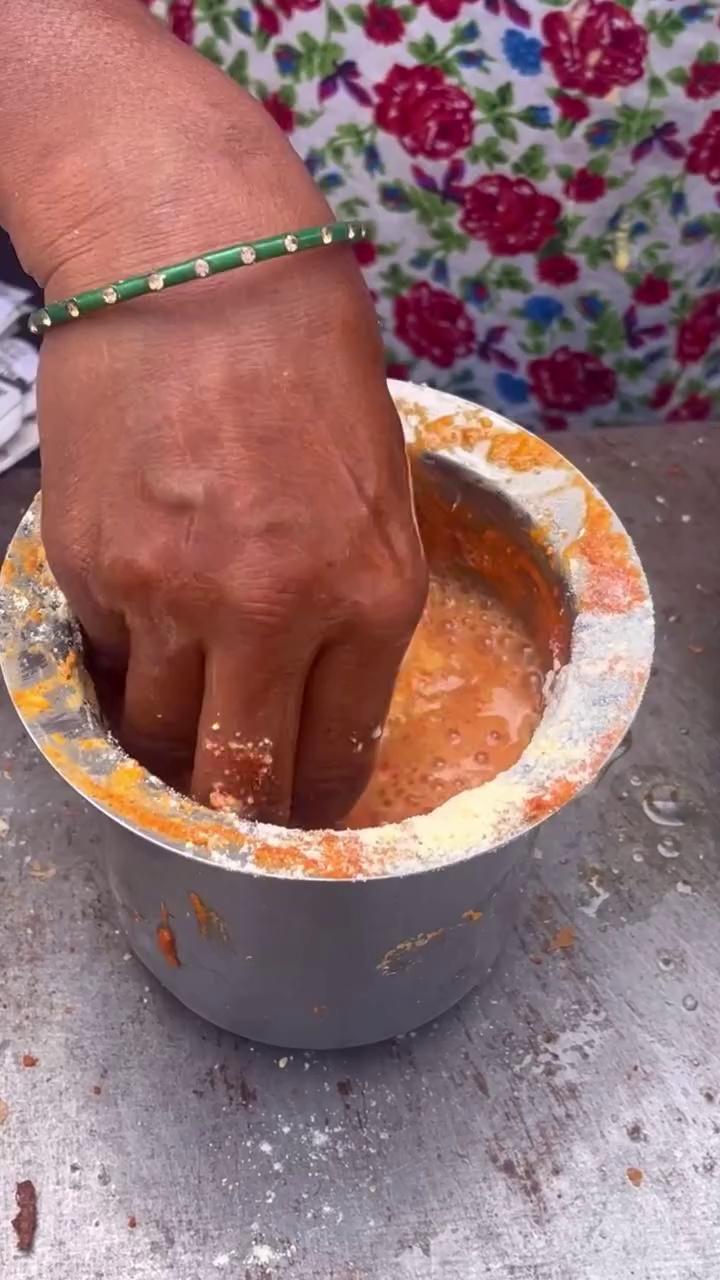 Bread Scrum Pakoda of Kolhapur | Indian Street Food