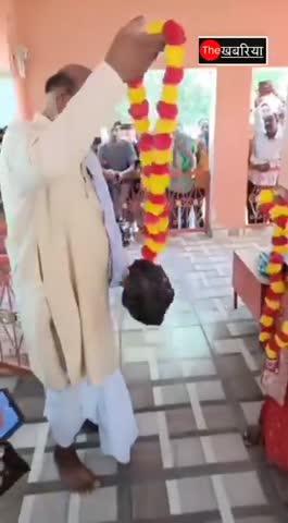 मऊ: घोसी में रिश्तों की मर्यादा हुई तार तार, 70 वर्षीय (सनातनी हिंदू) ससुर का 35 वर्षीय बहु पर आया दिल, रचाई शादी