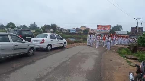 चतरा-सरसवती विधा मंदिर,दिभा चतरा  ने निकला प्रभात फेरी---15-08-2024