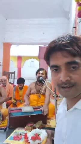 swami madhusudanacharya ji ke sannidhya me chaturmash thakurbadi kudra 
Narayan...