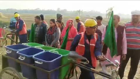 सुगौली के बगही पंचायत में अवशिष्ट प्रसंस्करण इकाई का बीडीओ ने किया उद्घाटन।