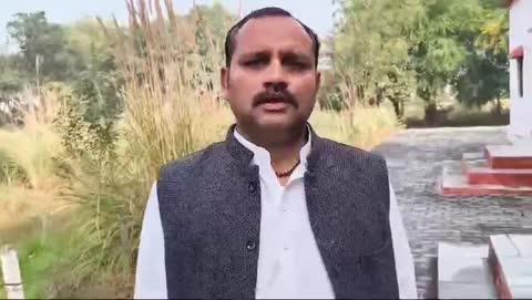 भाजपा ब्लॉक प्रमुख अछल्दा शरद सिंह राणा ने बताया हमारी छवि ध्रुमिल करने का अराजक तत्वों द्वारा कार्य किया जा रहा रिटायर्ड दरोगा कर रहा है गरीब के प्लाट कब्जा मानहानि का केस करेंगे लेंगे न्यायालय का सहारा