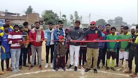 खेल मैदान में एक दिवसीय फुटबॉल टूर्नामेंट का हुआ शुभारंभ
#football #turnamen #khel #news #gawan