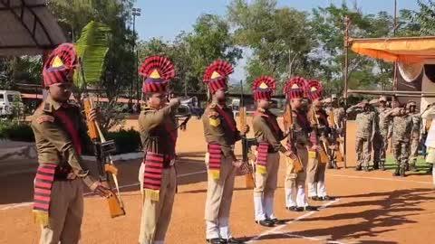 CG - नक्सली हमले में हुआ एक जवान शहीद : दंतेवाड़ा में शहीद जवान सन्नू कारम को दी गई अंतिम विदाई...