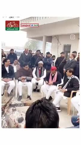 सैफई में राष्ट्रीय अध्यक्ष Akhilesh Yadav  और Shivpal Singh Yadav जी लोगों से मिल रहे हैं 🙏😥
#saifai #AkhileshYadav