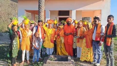 मैनपुरी : गांव रामनगर में कलश यात्रा के साथ श्रीमद् भागवत कथा का शुभारंभ !