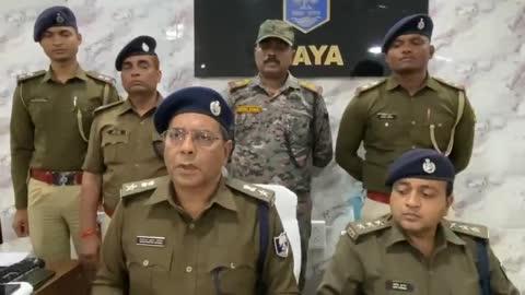 गया पुलिस की त्वरित एवं बड़ी करवाई, अंतरगिरोह चोर गिरोह के दो सदस्यो को चोरी मे उपयोग की गईं 01मोटरसाइकिल, 01मोबाइल, 01कटर मशीन, 02पेचकास एवं 02लोहे के एंगल के साथ किया गया गिरफ्तार l