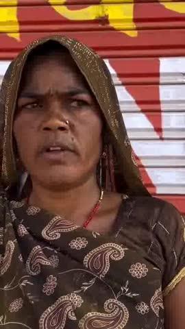 समरानिया कस्बे ग्राम गाडर ईशाटोरी में सहरिया विधवा महिला यादव ने विधवा महिला की जमीन पर कब्जा कर रखा है और उस सहरिया विधवा महिला कोई सुनवाई नहीं की जा रही और उस महिला यादव खिलाफ केलवाड़ा पुलिस थाने में रिपोर्ट दर्ज कराई तभी कोई करवाई नही की गई उस दबंगो ने उस महिला जान से मारने की दमक दी है जल्द जल्द करवाई होनी चाहिए है