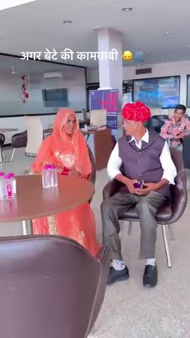 आपका भविष्य आपके हाथों में है – आज से शुरुआत करें 🌟”