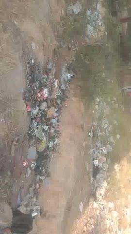 Railway station ambikapur  parishar road mai bhari gandgi payi gayi .nirichhad k dauran road k kinare kude kachre ka dher paya gaya.khas report himanshu raj ambikapur district .surguja chhtisgarh.7805838076.