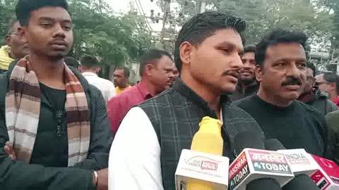 IAS अधिकारी श्री संतोष वर्मा के समर्थन में याजक्स  कर्मचारी संघ  ने कलेक्ट कार्यालय पहुंचकर ज्ञापन सोपा गया डीआईजी महोदय को