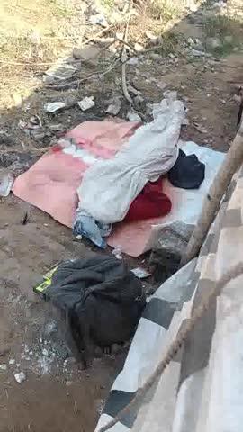 जगतपुरा रेलवे फाटक के पास रेलवे ट्रैक पर 1 अज्ञात व्यक्ति का शव पड़ा है जगतपुरा पुलिया के आगे अंडे की दुकान के पीछे रेलवे ट्रैक पर